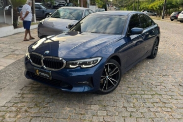 320i
