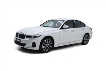 320i