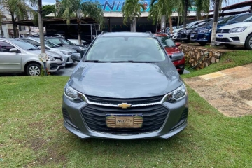 Onix Hatch Lt